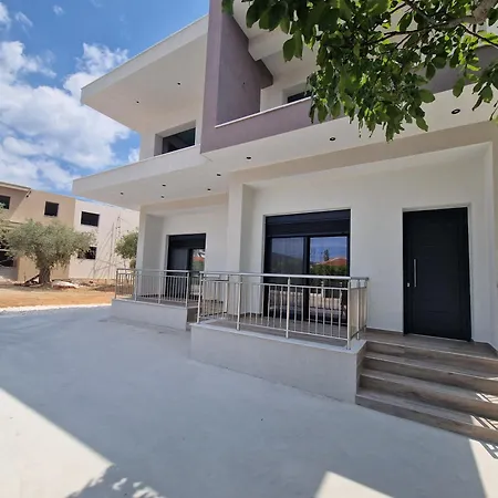 Διαμέρισμα Ivo *